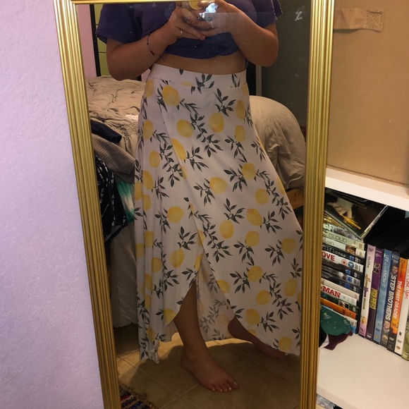 lemon maxi skirt - Picture 1 of 3